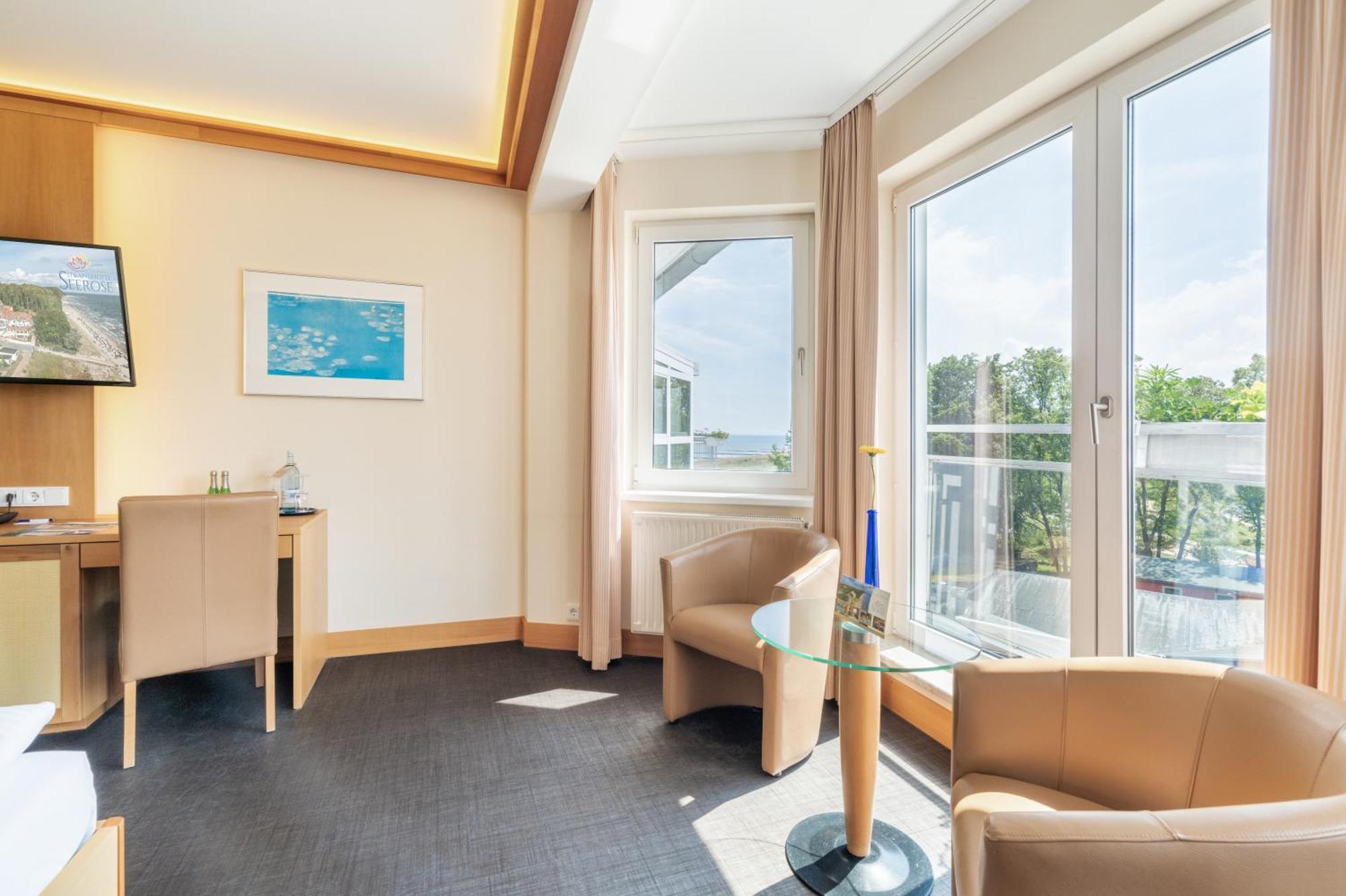 Strandhotel Seerose Kolpinsee Ngoại thất bức ảnh