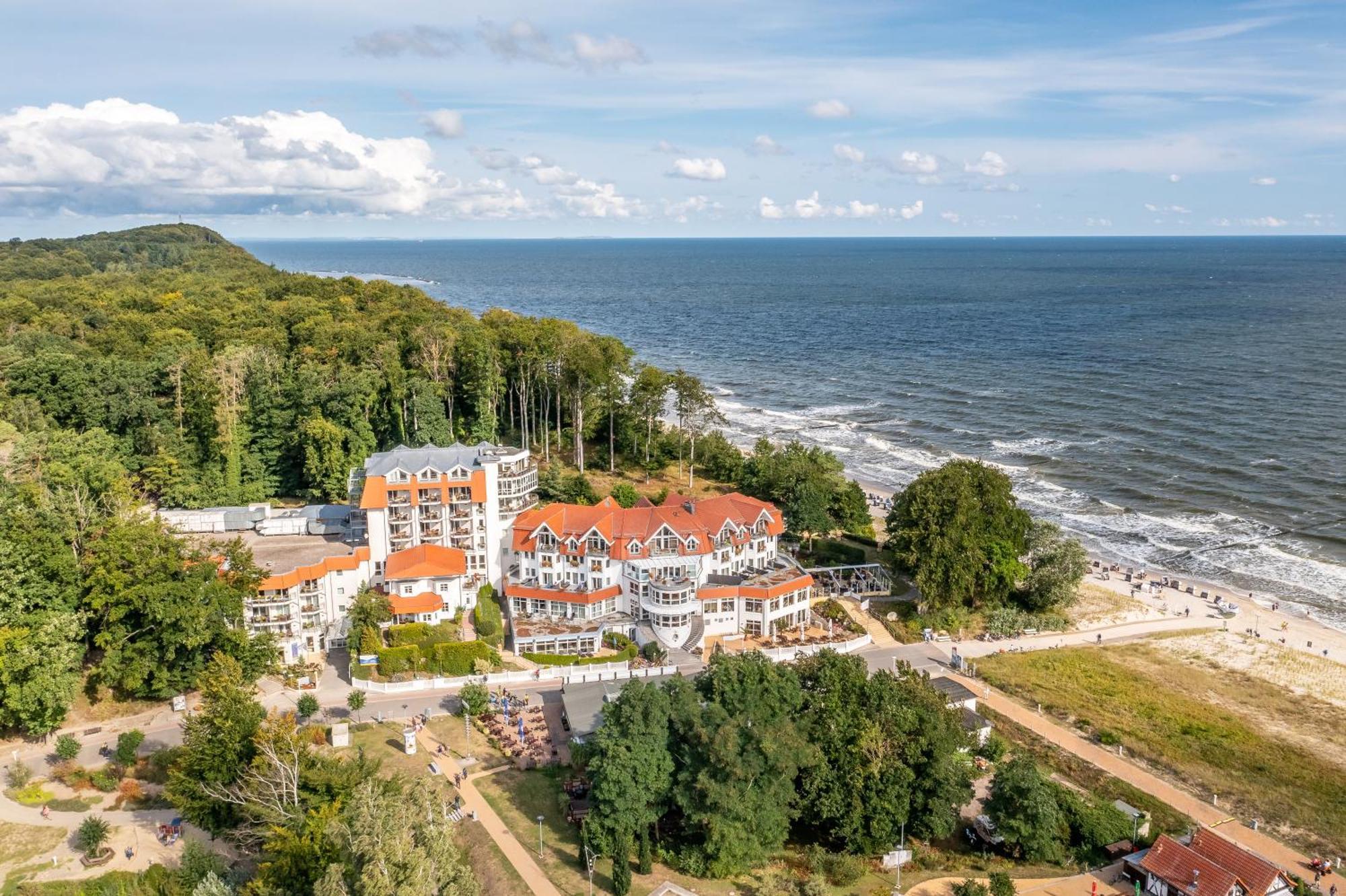Strandhotel Seerose Kolpinsee Ngoại thất bức ảnh